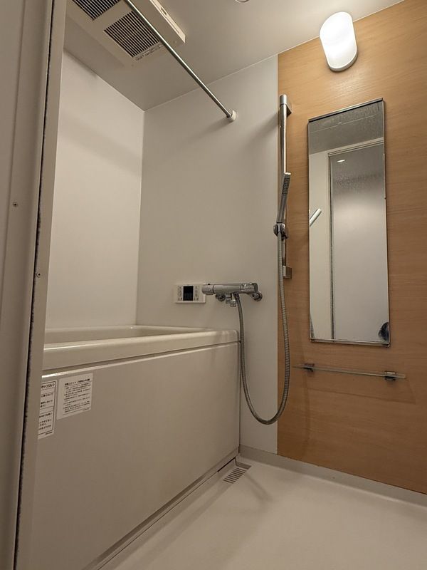 シャワールーム