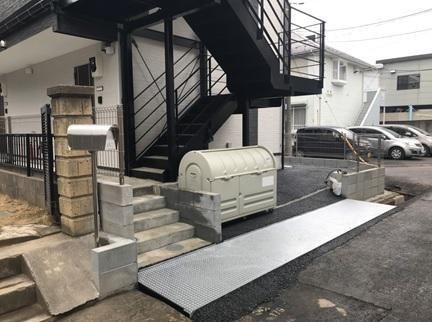 建物エントランス