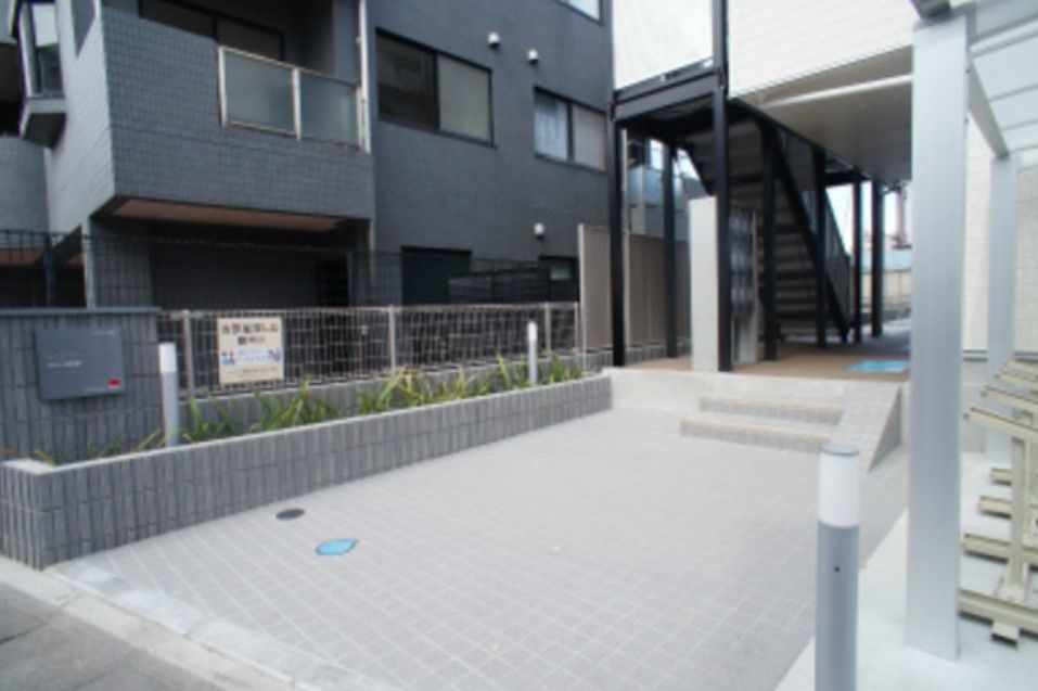 建物エントランス