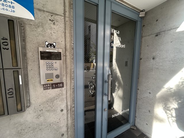 建物エントランス