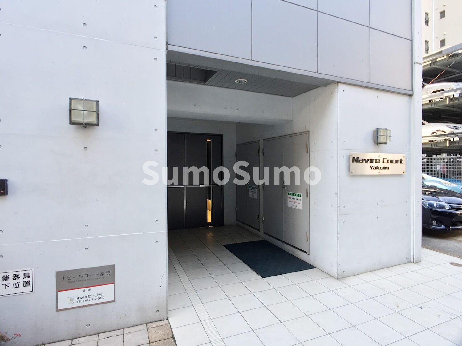 建物エントランス