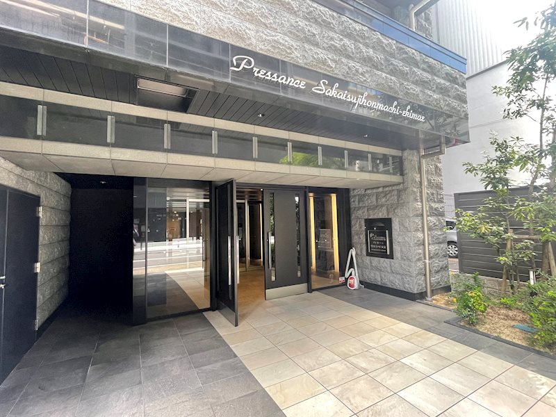 建物エントランス