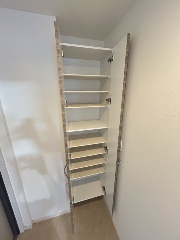 収納