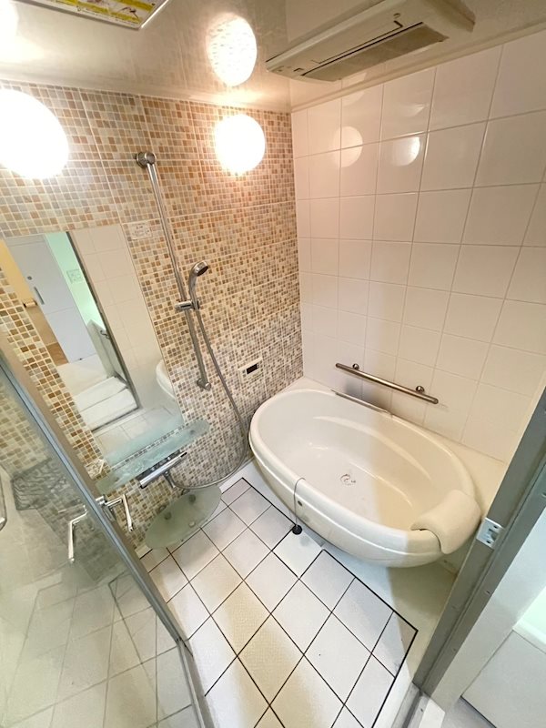 シャワールーム