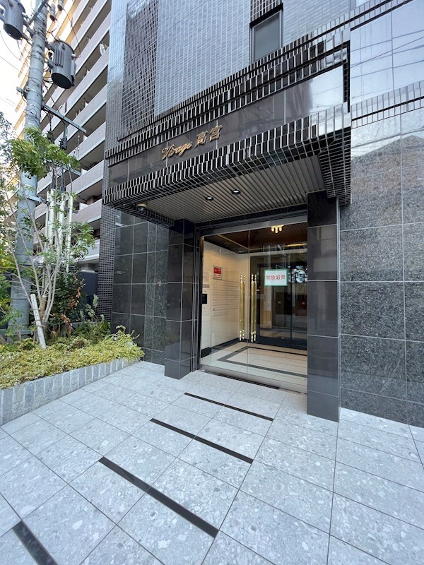 建物エントランス