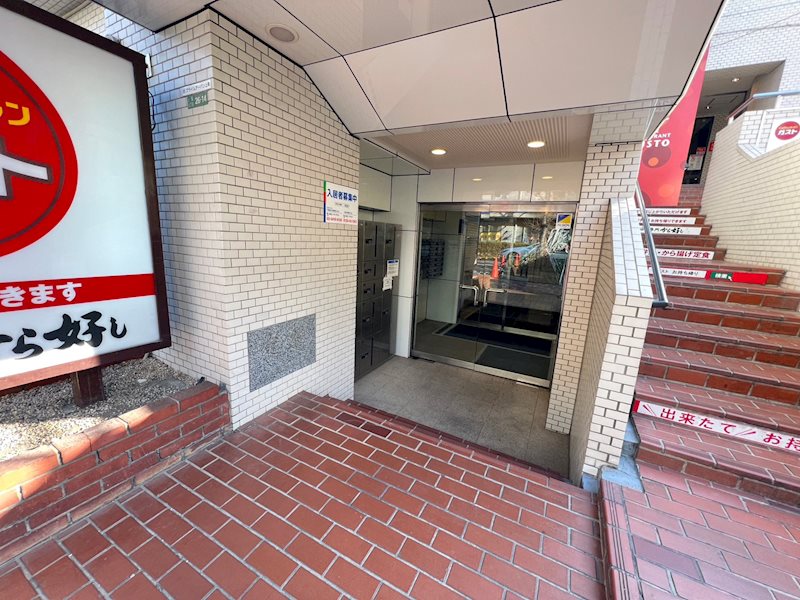 建物エントランス