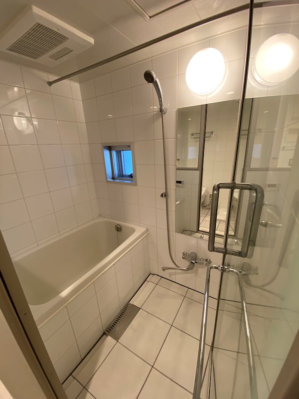 シャワールーム