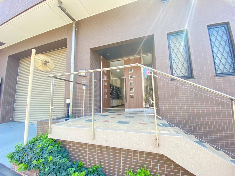建物エントランス