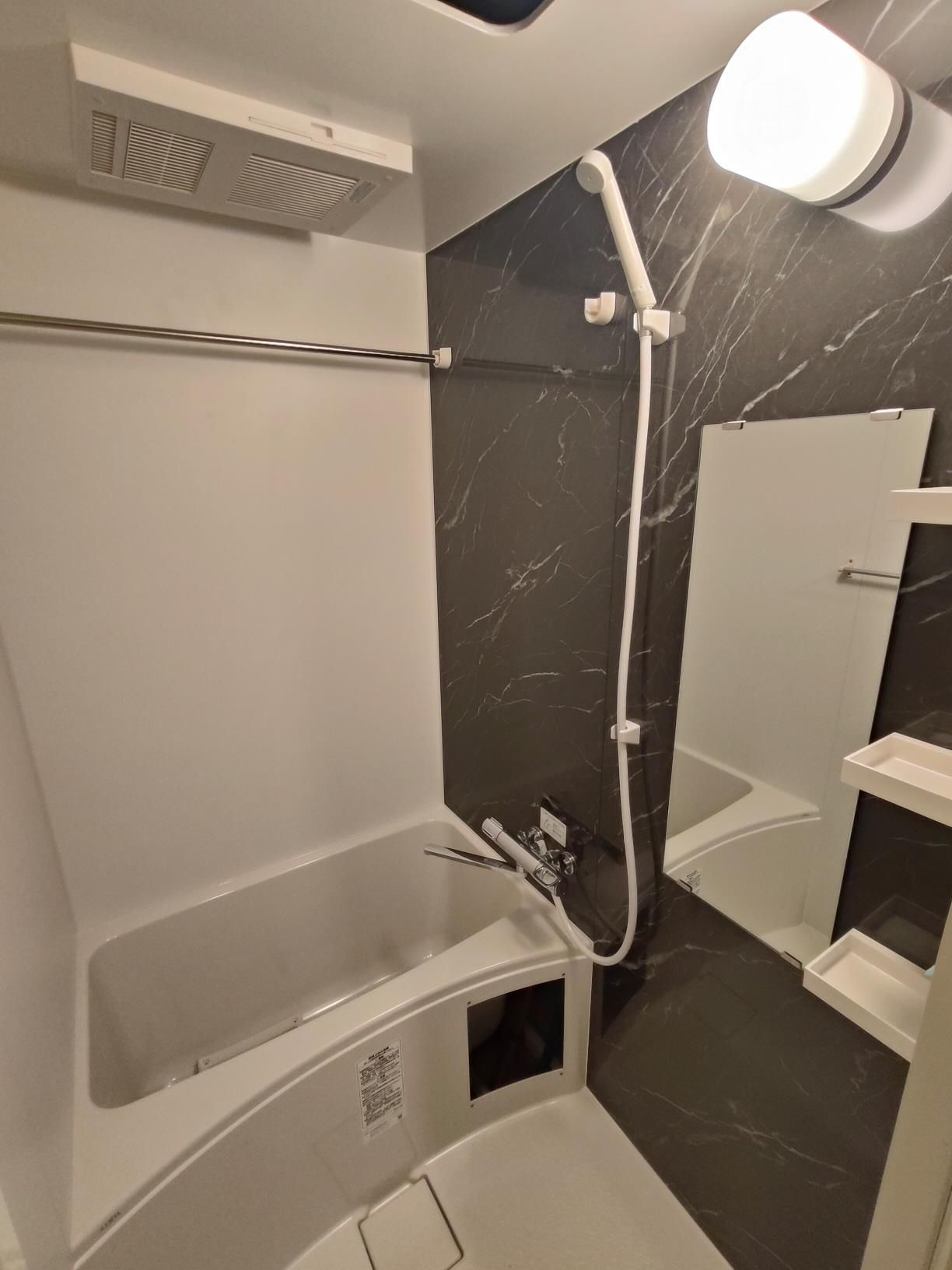 シャワールーム