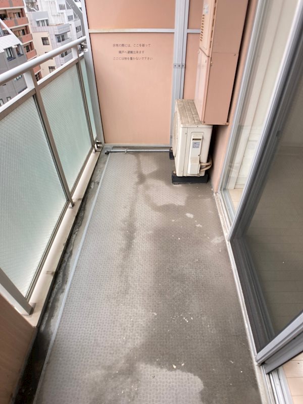 バルコニー