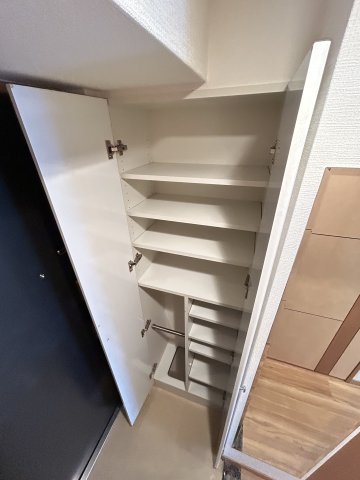 収納