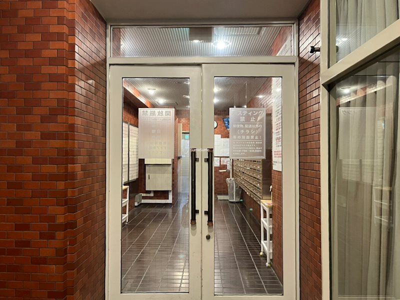 建物エントランス
