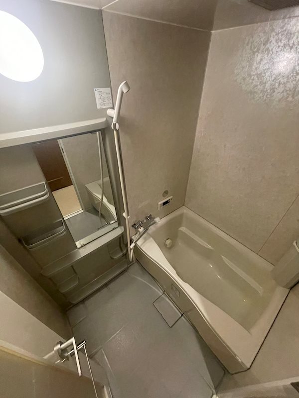 シャワールーム