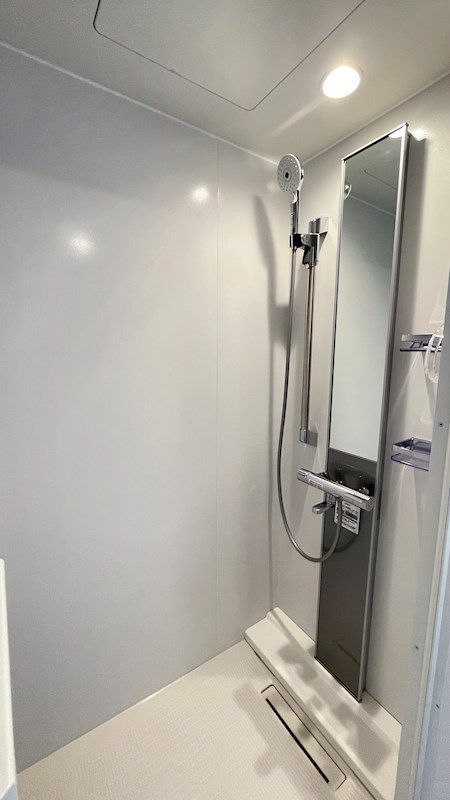 シャワールーム