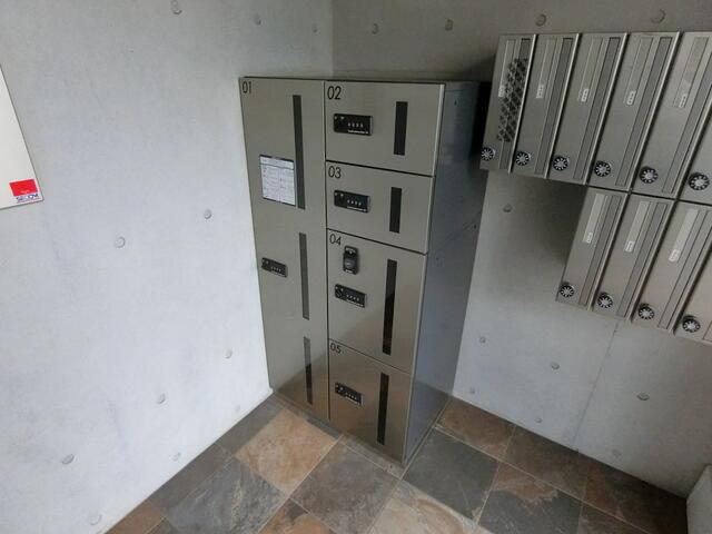 その他