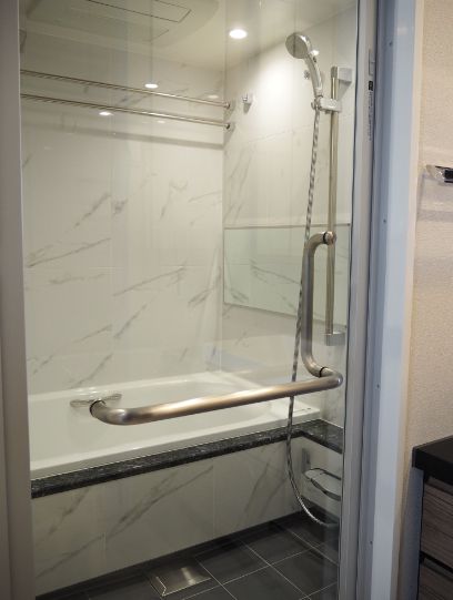 シャワールーム