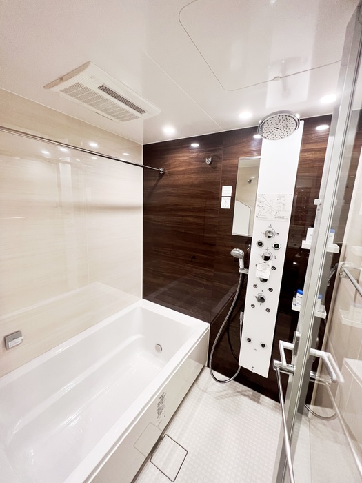 シャワールーム