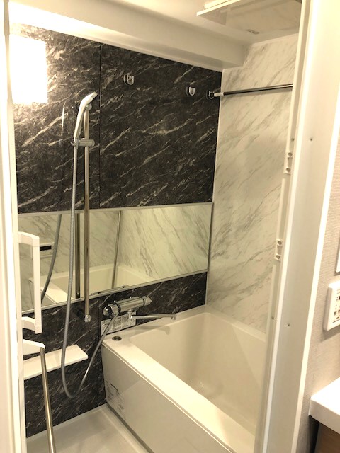 シャワールーム