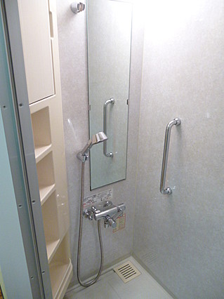 シャワールーム