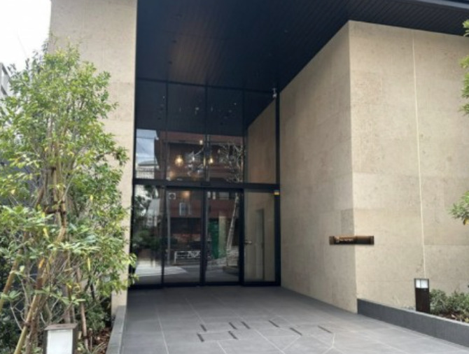 建物エントランス