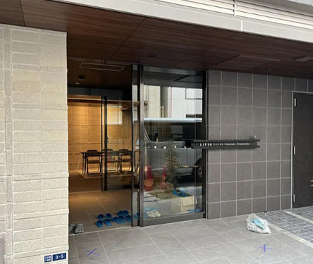 建物エントランス