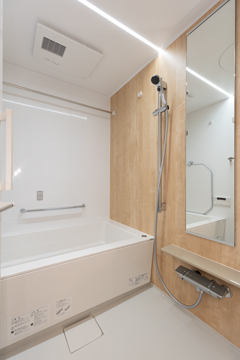 シャワールーム