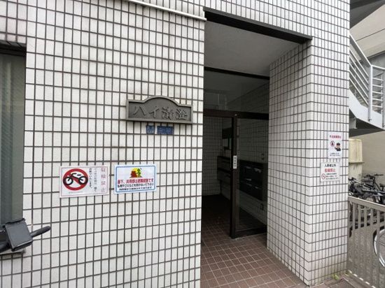 建物エントランス