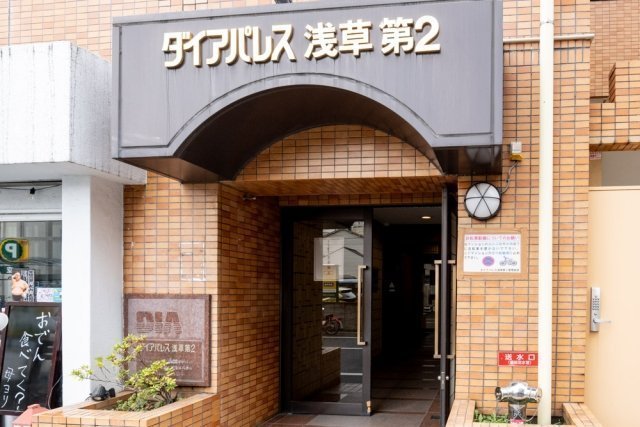 建物エントランス