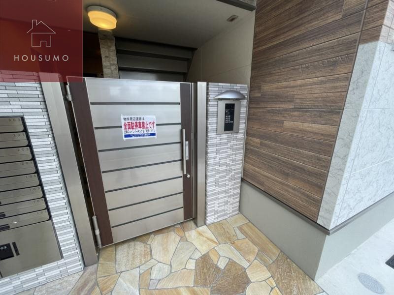 建物エントランス