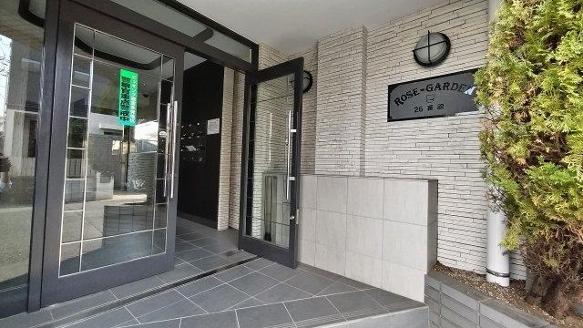 建物エントランス