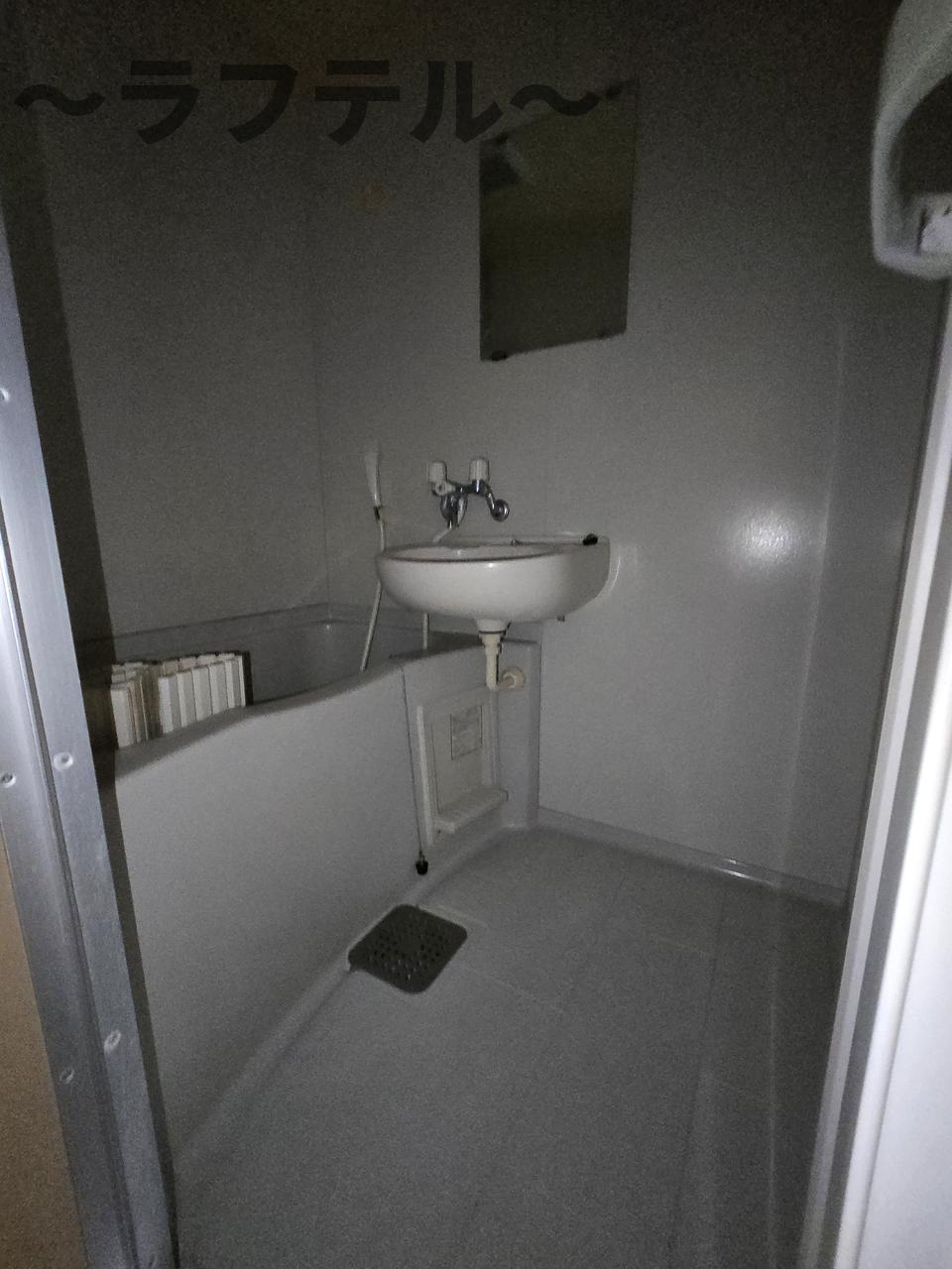 シャワールーム