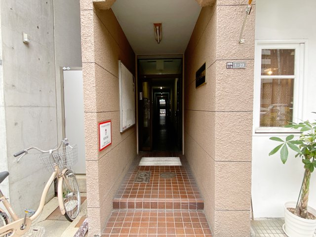 建物エントランス