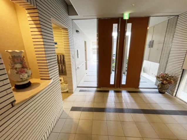 建物エントランス