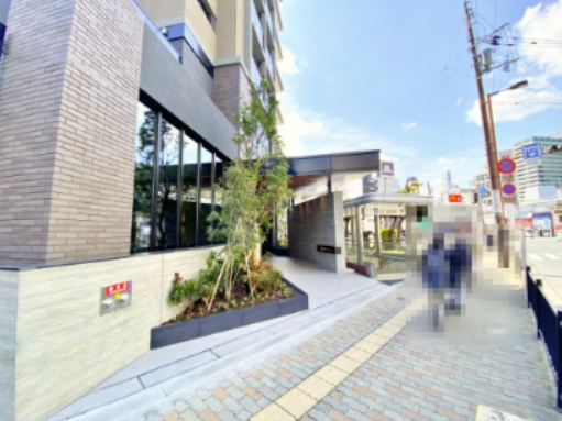 建物エントランス