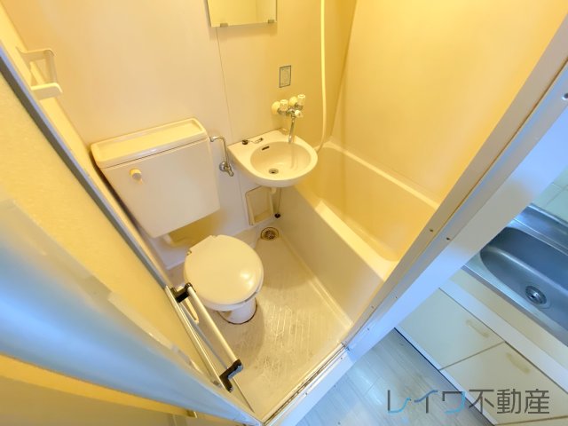 シャワールーム