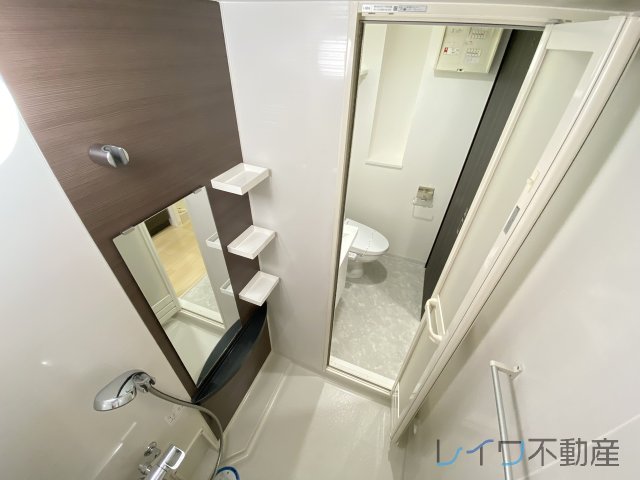 シャワールーム