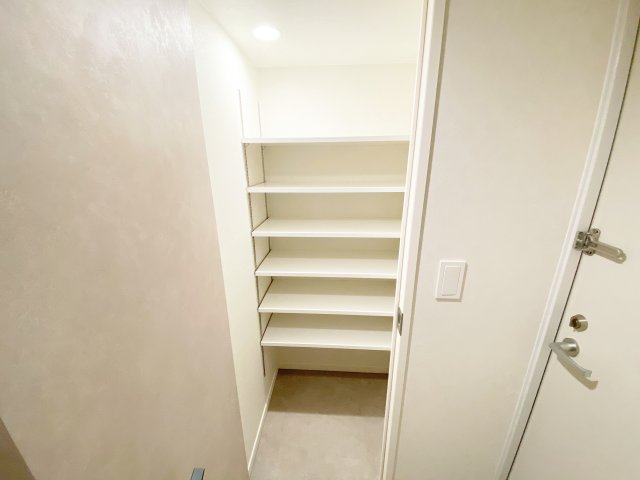 収納