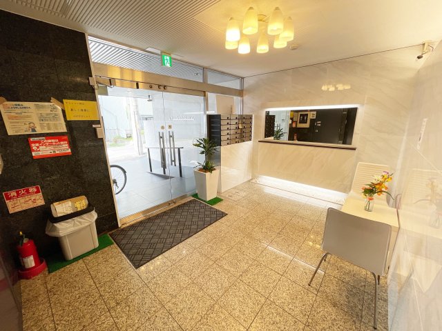 建物エントランス