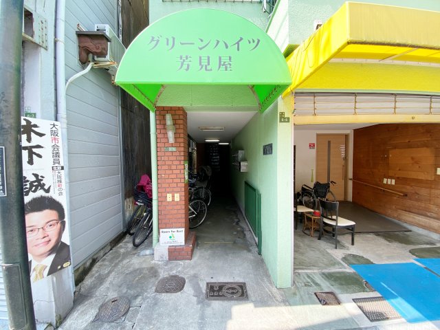 建物エントランス