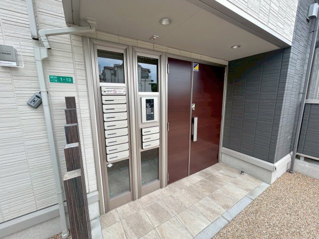 建物エントランス