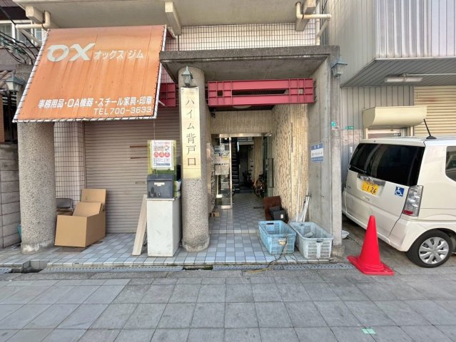 建物エントランス