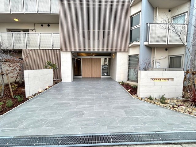 建物エントランス