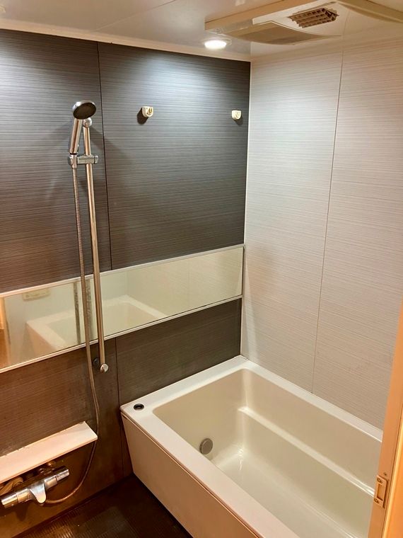 シャワールーム