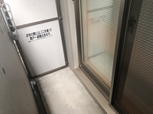 バルコニー
