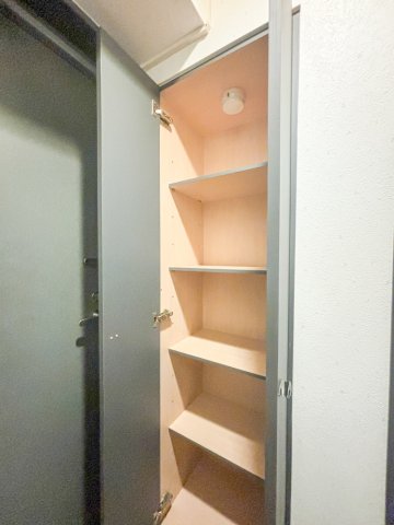 収納