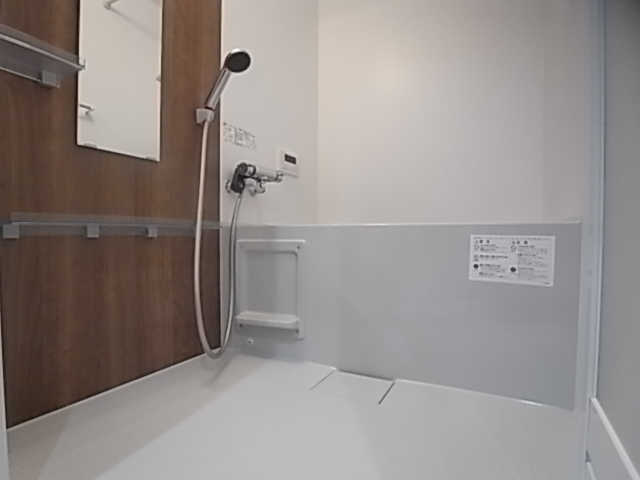 シャワールーム