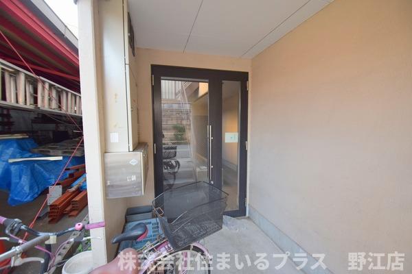 建物エントランス
