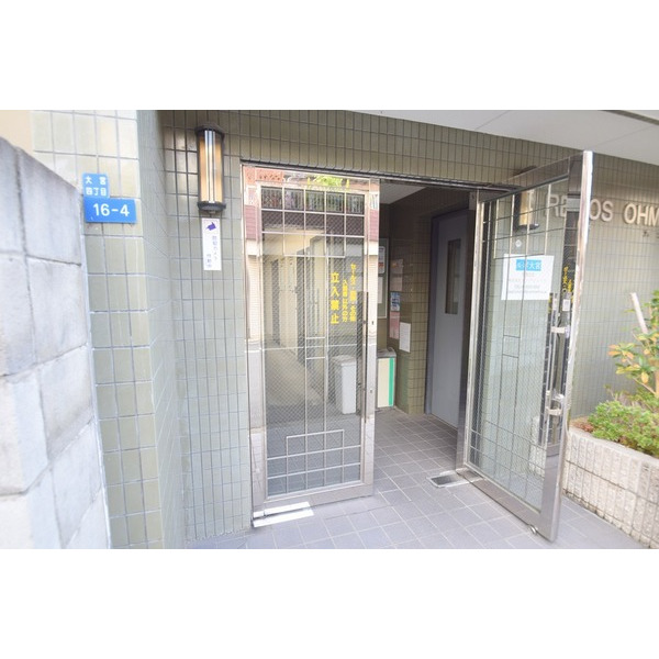 建物エントランス