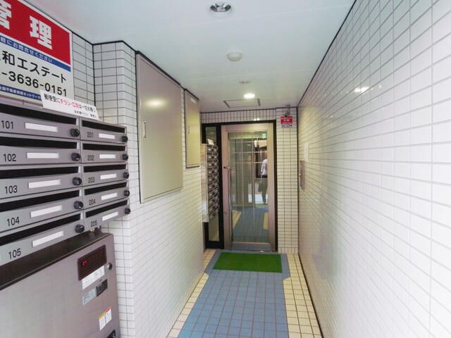 建物エントランス