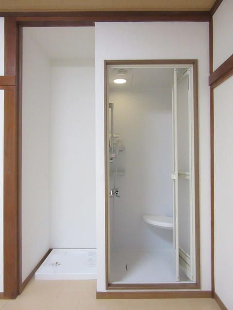 シャワールーム
